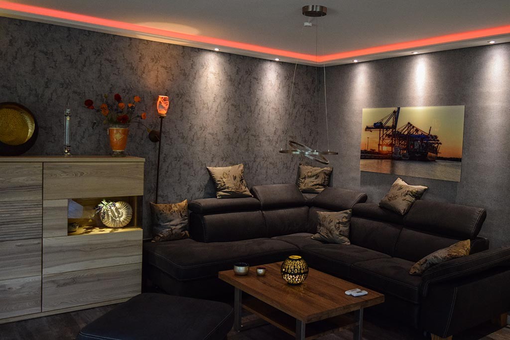 LED cornices for indirect ceiling lighting "WDML-170C-ST"