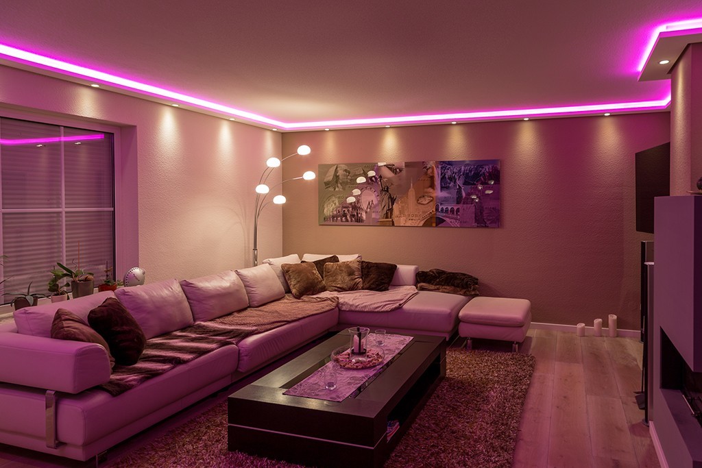 Beispiel 5 - Indirektes LED Licht für Wand und Decke mit dem