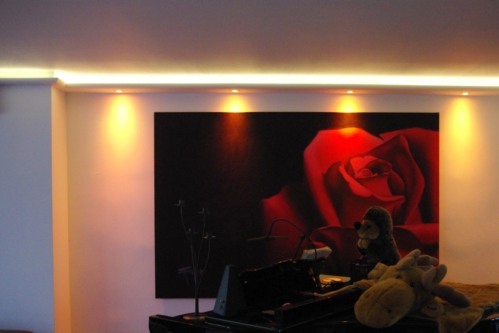 LED cornices for indirect wall and ceiling lighting "WDKL-200A-PR"
