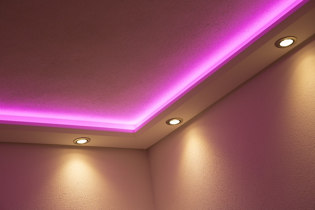 LED cornices for indirect wall and ceiling lighting "WDML-200B-PR"