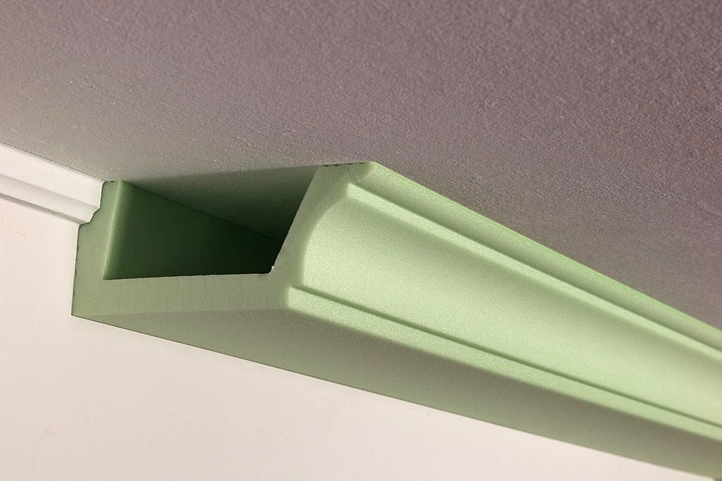 Lighting profile for installation of spotlights "BSKL-180A-ST"