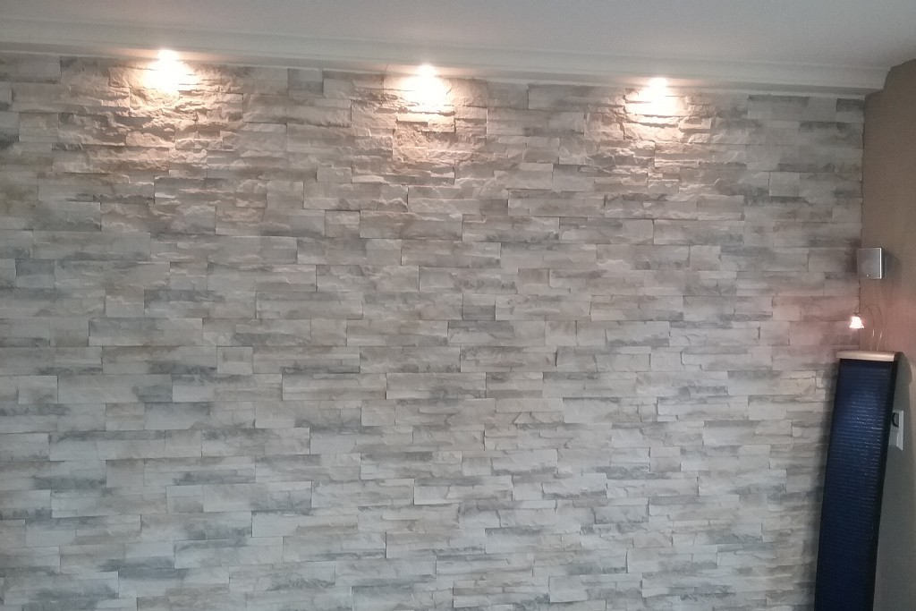 Lighting profile for installation of spotlights "BSKL-180B-PR"