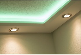Dimmbarer LED Spot warm-weiß mit 6.0 Watt für Sockel GU10