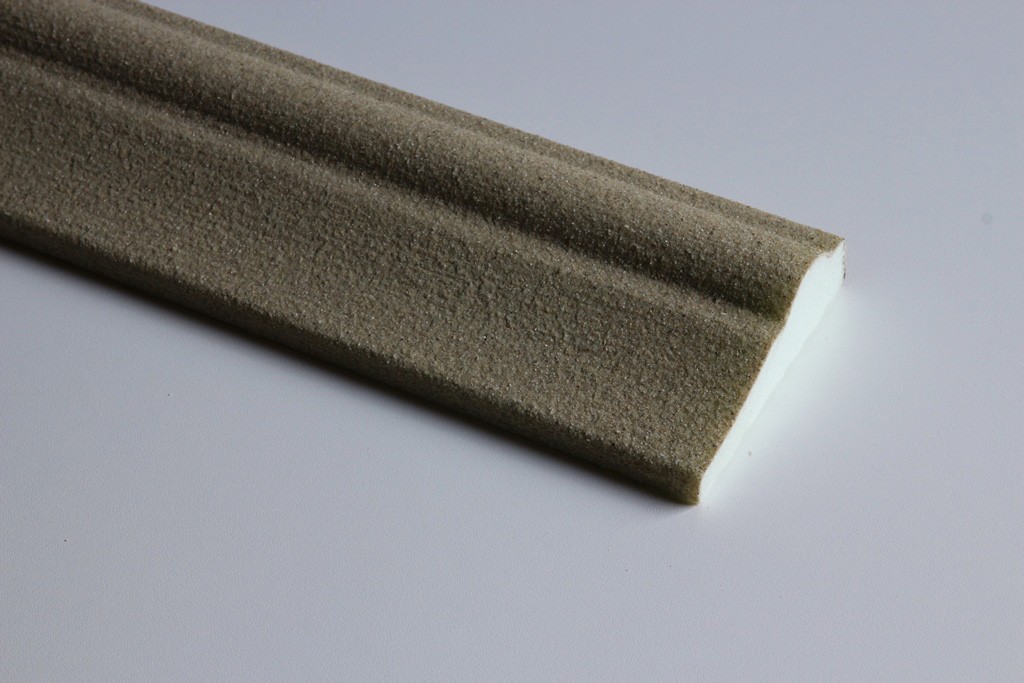 Fensterfasche "FAKL-80-PR" für die Fassadengestaltung an Fenster und Türen aus Hartschaum.