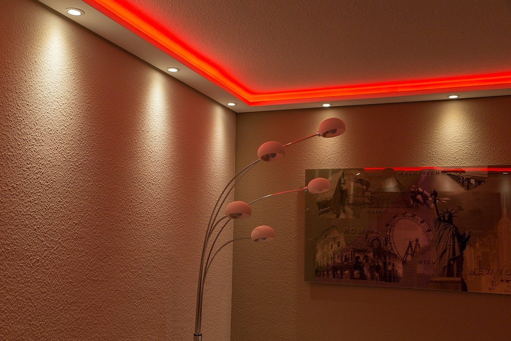LED cornices for indirect wall and ceiling lighting "WDML-200A-PR"