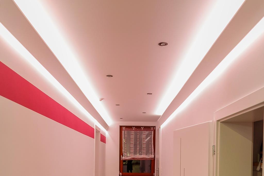 LED Stuckprofil für indirekte Wandbeleuchtung "WDKL-85B-PR"