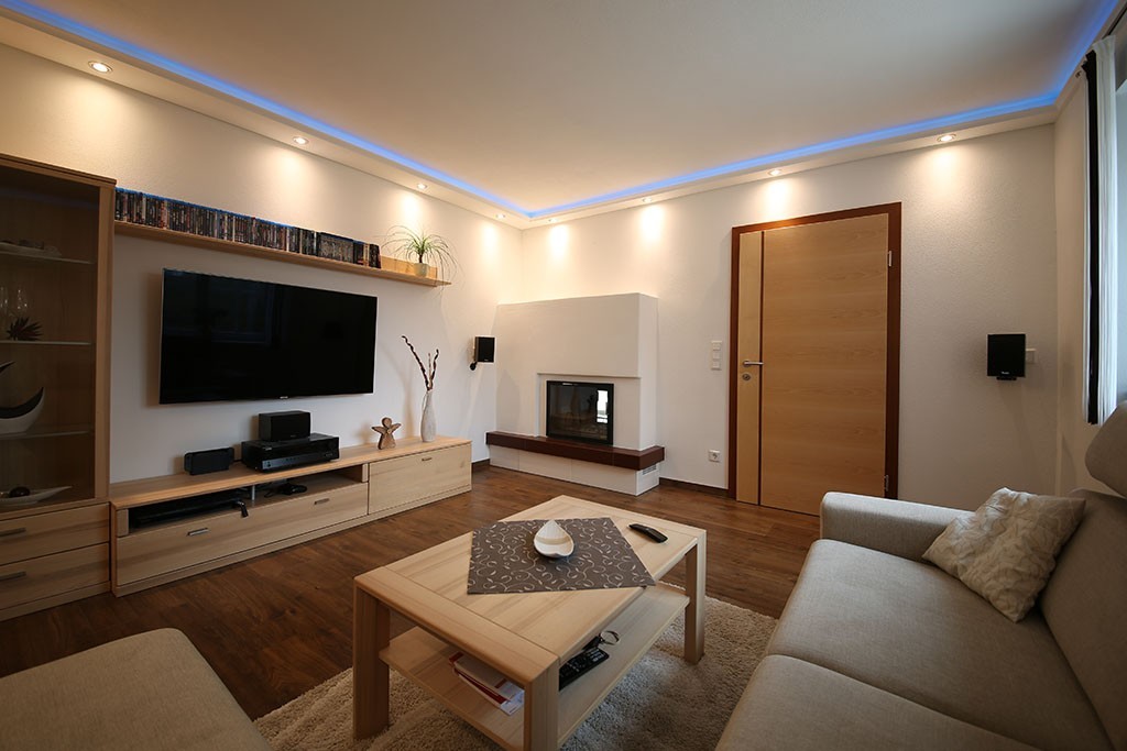 LED cornices for indirect wall and ceiling lighting "WDKL-200B-ST"