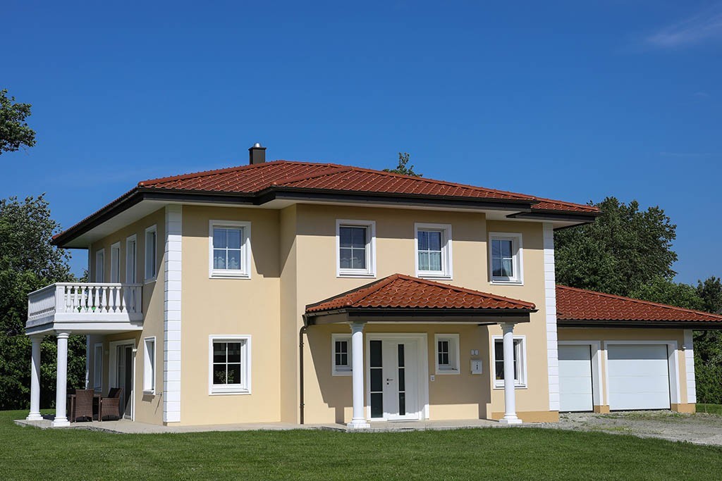 Anwendungsbeispiel 4: Bossensteine als stilvolles Dekorelement die Gestaltung der Fassade eines Einfamilienhauses.