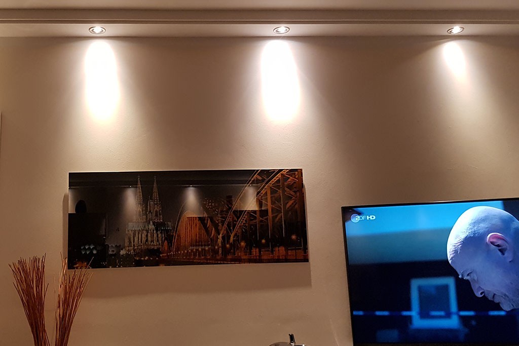 Lighting profile for installation of LED spotlights "BSML-180B-ST"